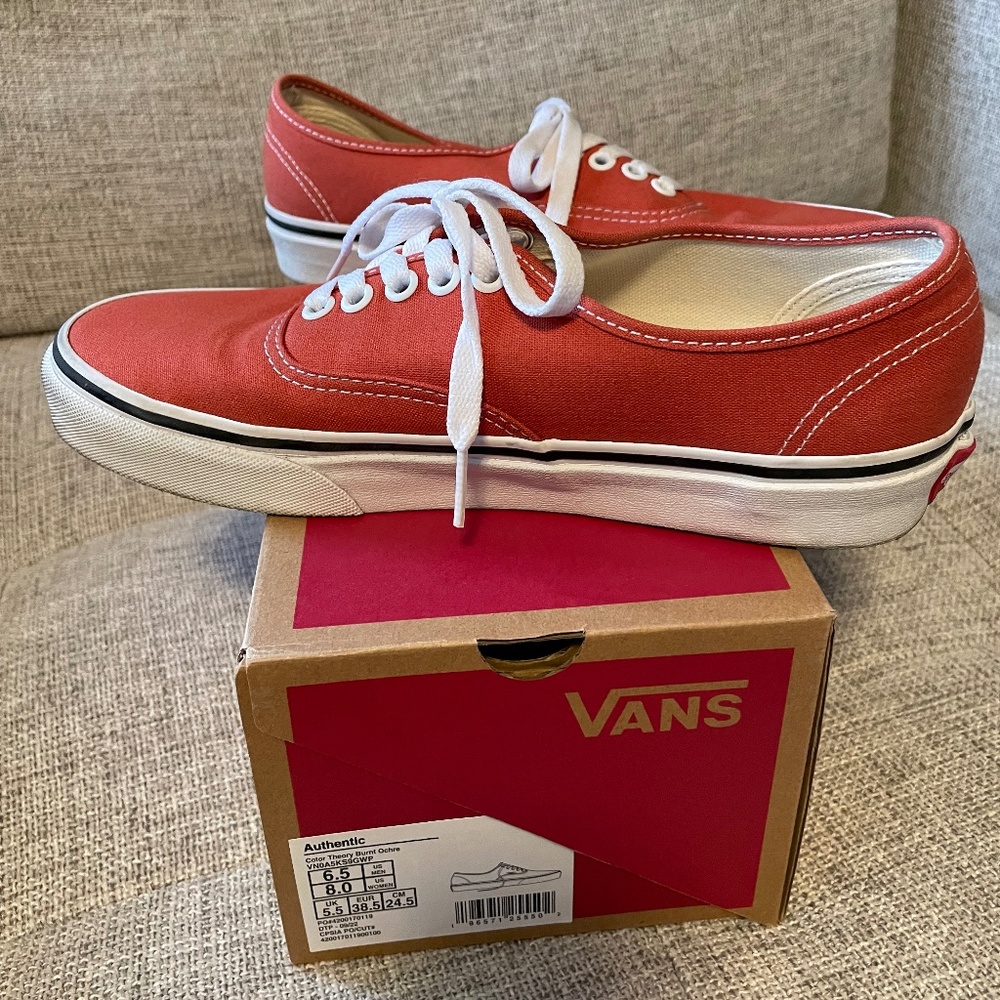 Vans - Picture 3 of 5